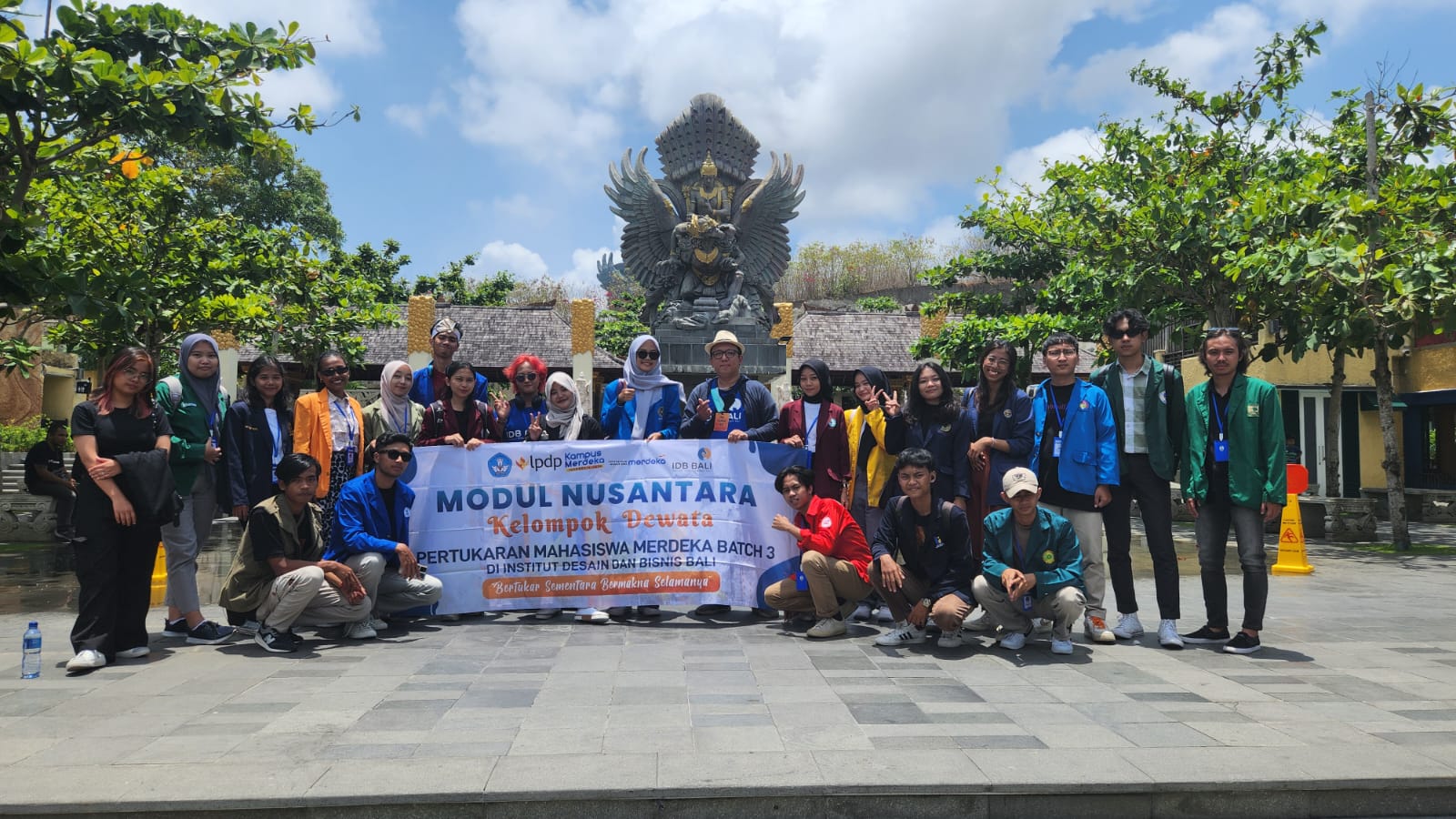 Mahasiswa Bisnis Digital PMM 3